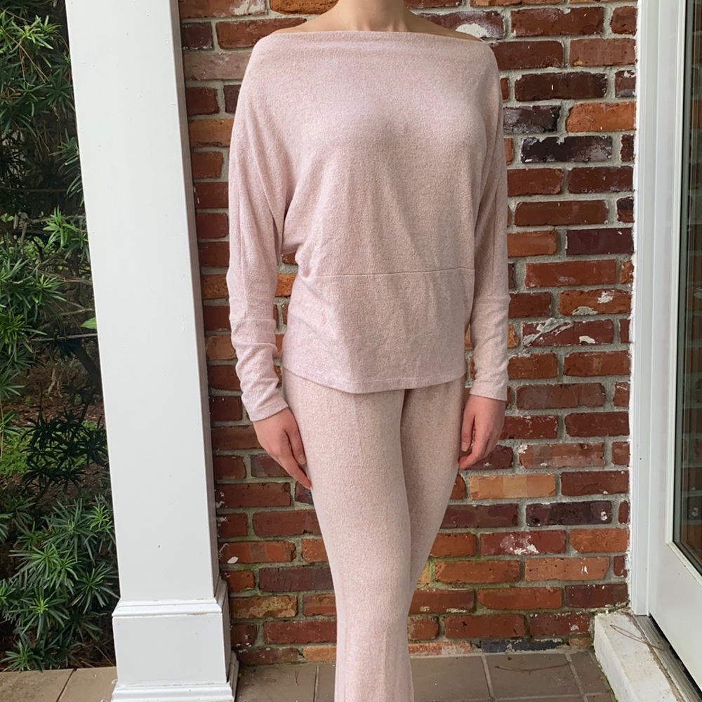 Off the shoulder sweat set